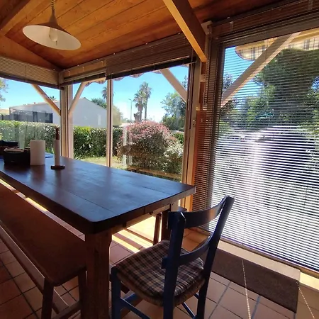 Vakantiehuis Maison Lumineuse Proche Avec Jardin, Veranda Et Stationnement - Fr-1-778-13 *